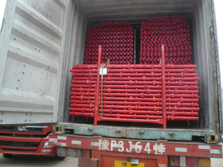 Rusztowanie na czerwono malowane cuplock z fabryki w Chinach